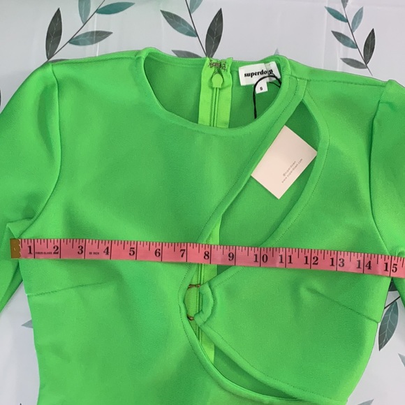 Sasha Bandage Mini Dress in Bright Green
superdown - Picture 10 of 12